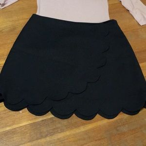💄OFFERS💄Black scallop skirt
